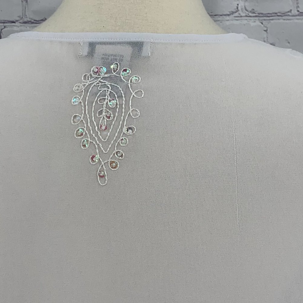 🎉Notations White Sheer Blouse w/ Beading Detail - Picture 5 of 7